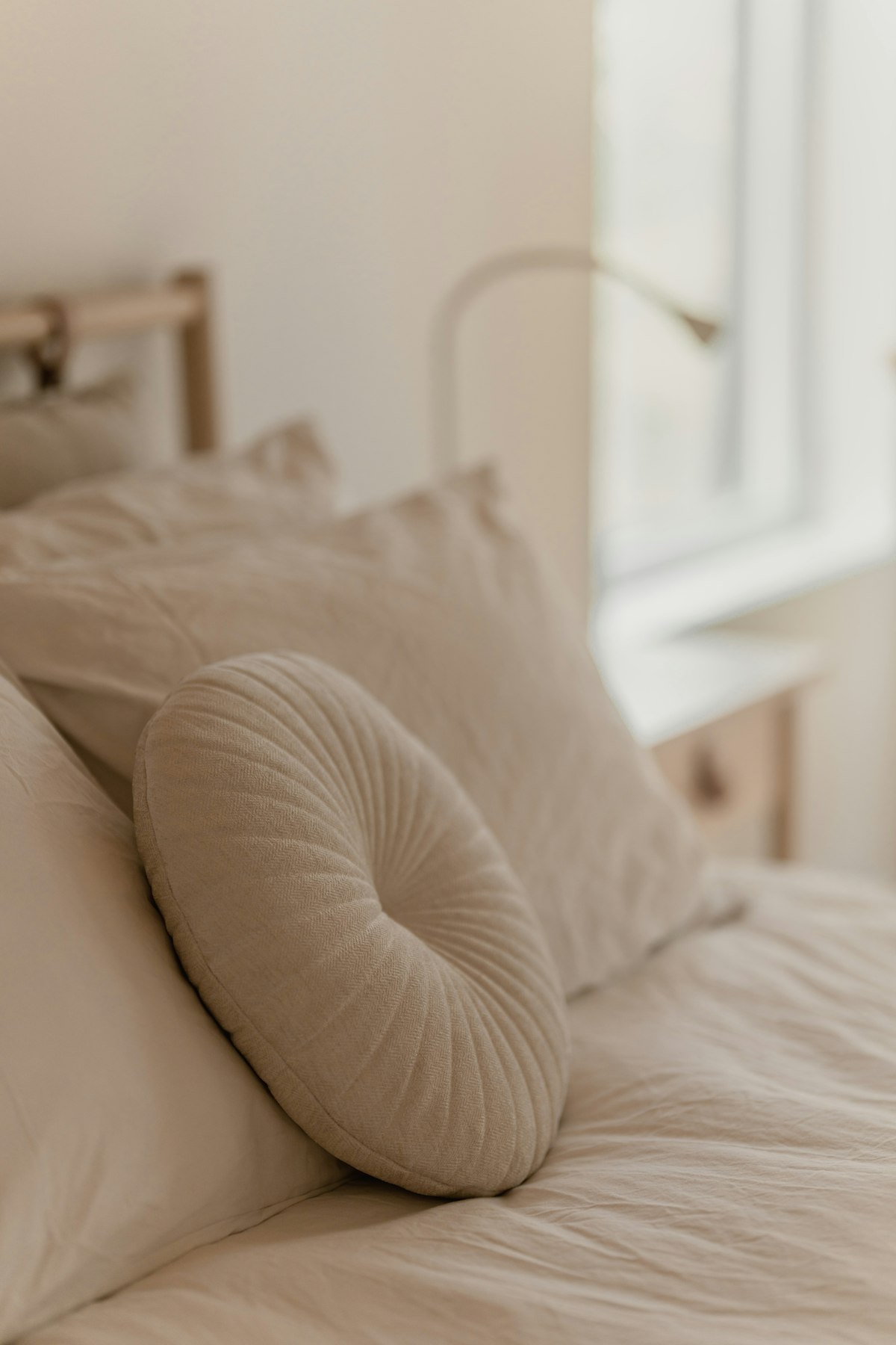Best Pillows for Side Sleepers With Neck Pain
