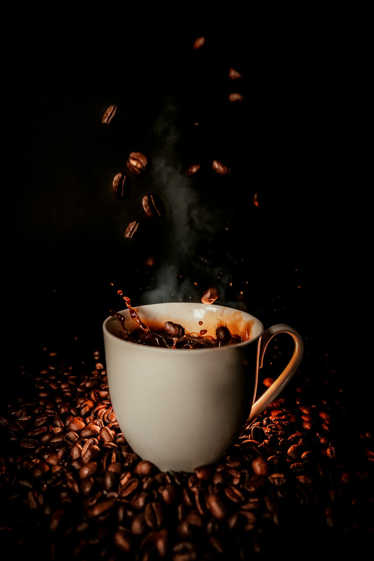 Coffee After Dinner: Why One Cup Delays Sleep