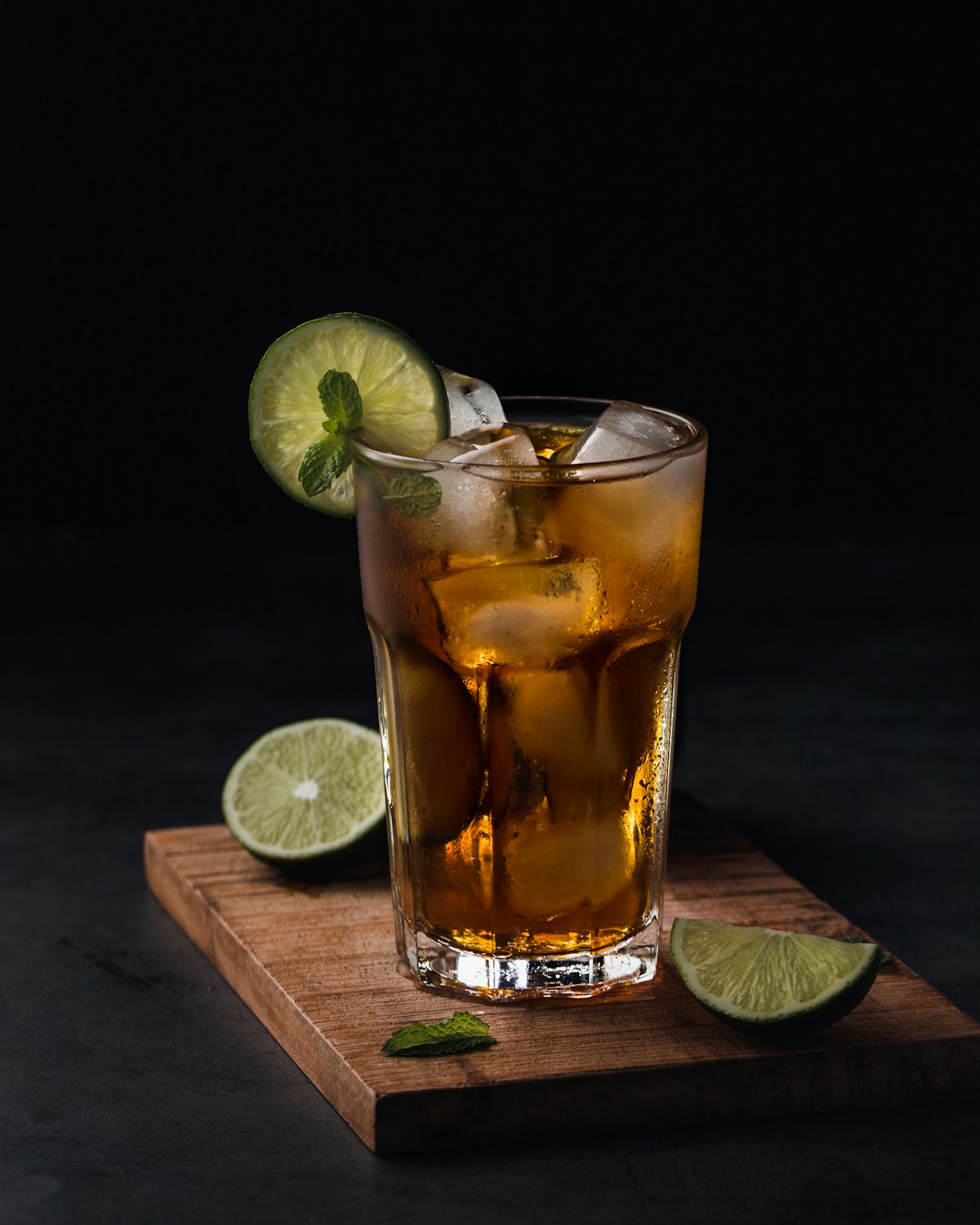 tea - a Sleep, Finally guide to Tea Before Bed: Drinks That Help and Drinks That Hurt